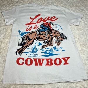 Love Is A Cowboy Kelsea Ballerini Tour T Shirt Women’s Size Small